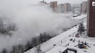 Петербуржцы обвиняют Смольный в плохой подготовке к зиме из-за внезапных порывов труб