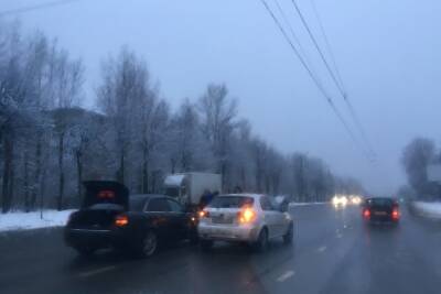 В Смоленске идут сплошные проверки на дорогах в Промышленном районе
