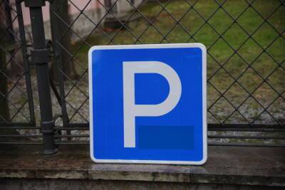 Годы безнаказанности: почему штрафы за неправильную парковку стали сюрпризом для петербуржцев
