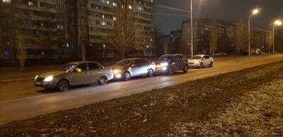 Четыре автомобиля столкнулись на улице Катукова. Пострадал 15-летний пассажир