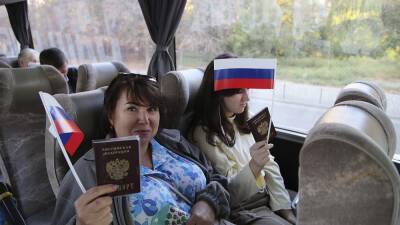 Россия укрепляет связи с Донбассом