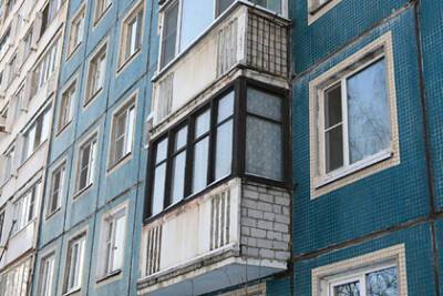 Россиянам назвали правила законного остекления балкона