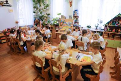 Правительство РФ выделило еще 6 млрд рублей на детские выплаты