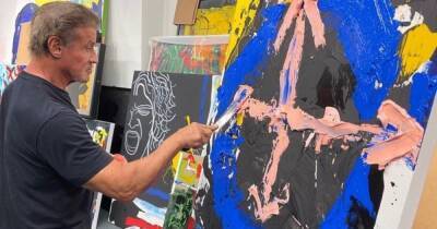 Сильвестр Сталлоне открыл выставку своих картин в Германии (видео)