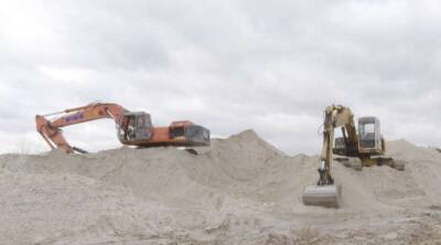 На Киевщине преступники незаконно добыли песка на 100 миллионов