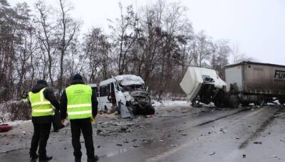 В Черниговской области Украины в одном ДТП погибли 11 человек