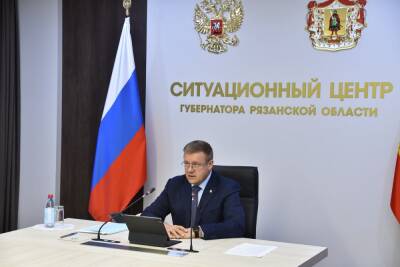 Губернатор Любимов поручил привести все детские площадки региона в надлежащее состояние