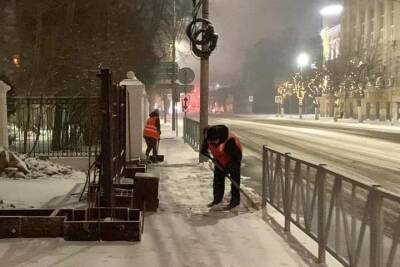 Коммунальщики Рязани приступили к устранению последствий снегопада