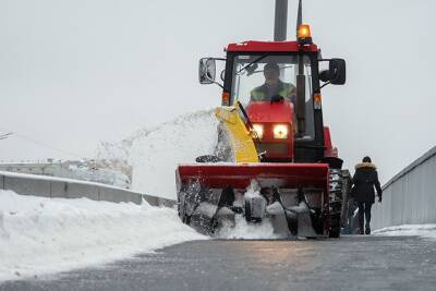 Около 10 тысяч единиц техники задействовали для уборки снега в Москве