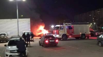 В Воронеже вычислили поджигателя иномарки на парковке у ТЦ