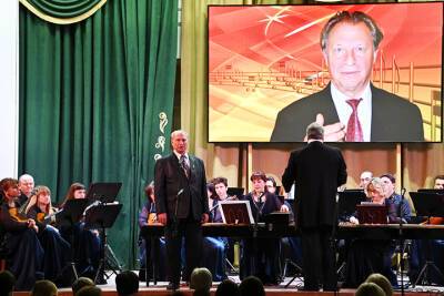 Композитор Николай Писаренко отметил 85-летие на сцене областной филармонии в Смоленске