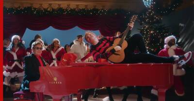 Эд Ширан рассказал об опасном моменте на съемках рождественского клипа с Элтоном Джоном