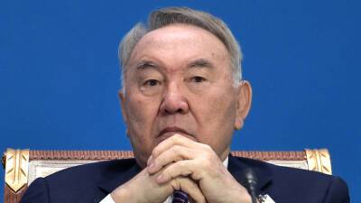 Нурсултан Назарбаев - Оливер Стоун - Назарбаев заявил, что ЕАЭС и ШОС в будущем могли бы объединиться - russian.rt.com - Казахстан