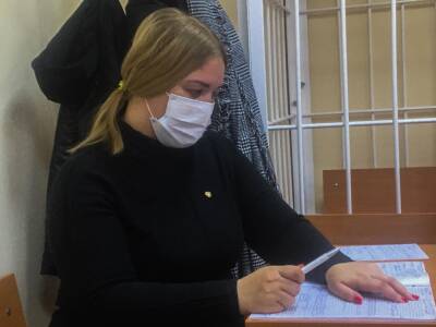 "Они считают, что я ребенка утопила": в Новосибирске многодетную мать судят за смерть 11-месячной дочери