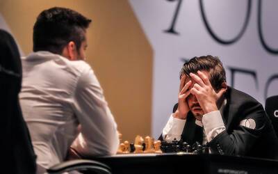 Непомнящий проиграл Карлсену в девятой партии за звание чемпиона мира
