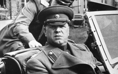 «Георгий Жуков мог погибнуть летом 1943 года»: кто спас ему жизнь - Русская семерка