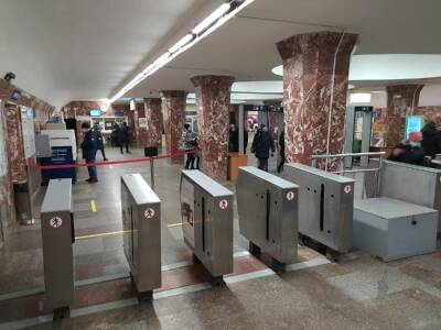 В Новосибирске в метро запустят новые турникеты на станции «Речной вокзал» с 20 декабря