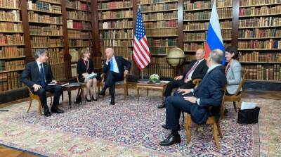 Байден начал с сожалений: президенты России и США проводят видеосаммит