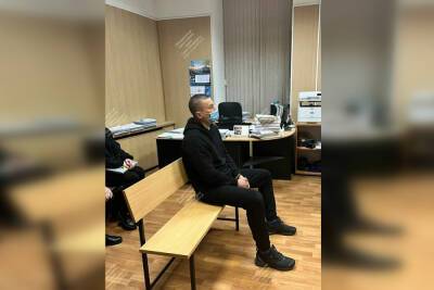 Экс-главу Калининского района отправили за решетку по делу о мошенничестве