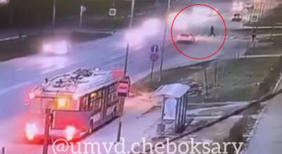 В Чебоксарах 23-летний водитель сбил человека на пешеходном переходе