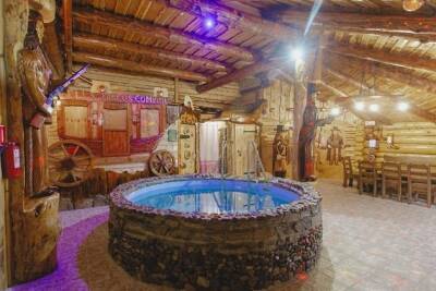Новые залы с бассейнами, кедровыми парилками и караоке открыли нефритовые бани Bora-Bora