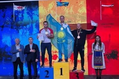 Спортсмен из Красноярска завоевал серебро чемпионата мира по армрестлингу