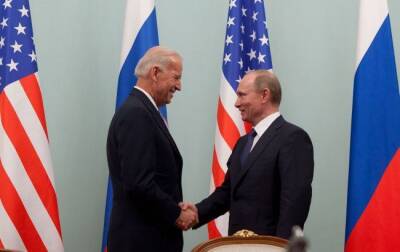 Вашингтон: Байден и Путин два часа разговаривали об Украине на фоне опасений войны и мира