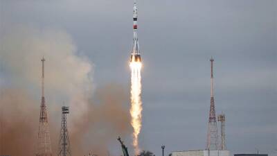 Ракета «Союз» с японскими туристами и космонавтом Мисуркиным стартовала к МКС