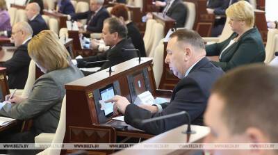 Депутаты поддержали поправки в закон о нотариате и нотариальной деятельности