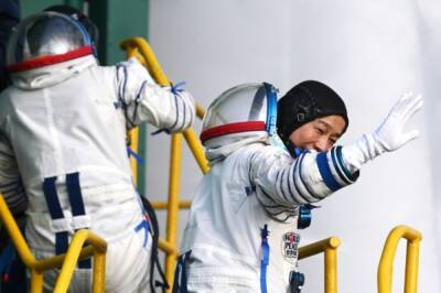 Ракета «Союз» отправила японских космических туристов к МКС