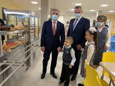 В Тюменской области из-за ОРВИ закрыты классы в 42 школах, из-за коронавируса — в 14