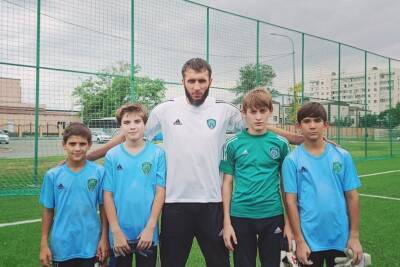 Власти Чечни сообщили о планах на 70% укомплектовать ФК «Ахмат» местными воспитанниками