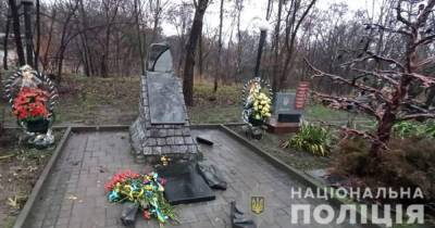 На Николаевщине неизвестные повредили памятник Героям Небесной Сотни (ФОТО)