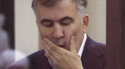 Вернули телевизор: Саакашвили прекратил протест против лечения