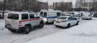 Опасные предметы не были обнаружены в эвакуированной школе Петрозаводска