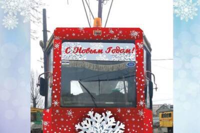 В канун Нового года в Ростове запустят праздничный трамвай