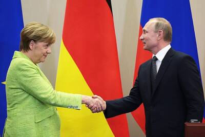 "Твой богатый опыт будет востребован": Путин направил Меркель прощальную телеграмму