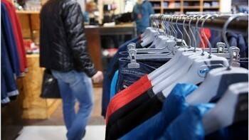 Житель Вологды наглым образом украл в магазине дорогие джинсы и куртку