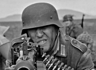 «Пулеметчик на цепи»: как немцы на Великой Отечественной использовали солдат-смертников - Русская семерка