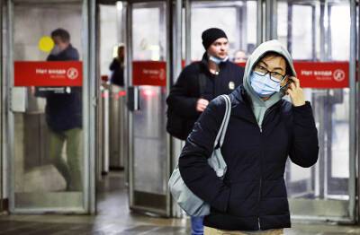 Дублирование указателей на двух станциях метро разгрузило их вестибюли на 50 процентов