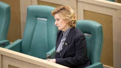 Сенатор Святенко заявила о необходимости расширения поддержки приемным семьям в Москве