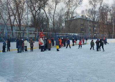 В Ярославском районе оборудовали новый каток с искусственным льдом по просьбам жителей