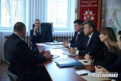 Личный прием граждан в Скиделе провел заместитель председателя Совета Республики Национального собрания Республики Беларусь Анатолий Исаченко
