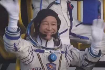 Японские космические туристы успешно прибыли на МКС