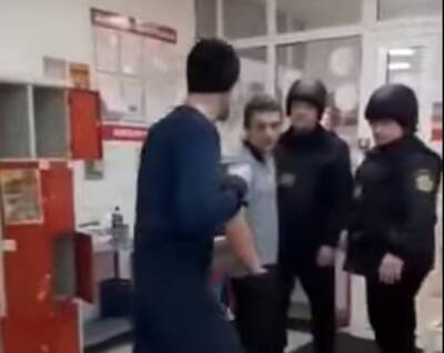 Житель Задонска устроил драку в магазине (видео)