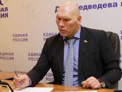 Депутаты ЕР «по ошибке» поддержали идею КПРФ проверить «вакцинные интересы» Голиковой