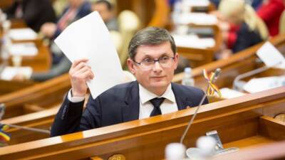 Спикер парламента Молдавии: Нам не нужны чужие лживые новости, будем делать свои