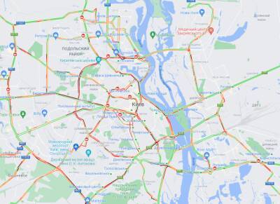 Гололед и ДТП на дорогах: Киев вечером остановился в пробках
