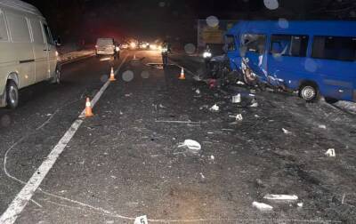 Полиция сообщила о первых жертвах крупной автокатастрофы на Тернопольщине (ФОТО)