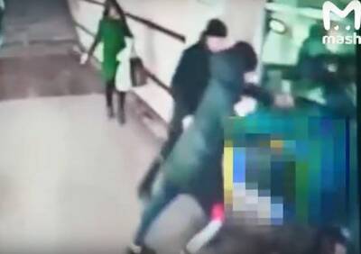 В московском метро избили заступившегося за пару мужчину